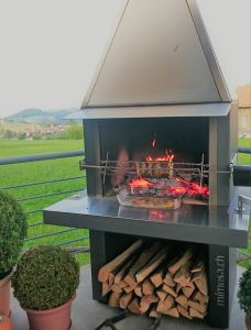 Exklusives Gartencheminee aus Edelstahl "FERRO" drehbar