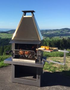 Exklusives Gartencheminée aus Edelstahl "FERRO" fahrbar